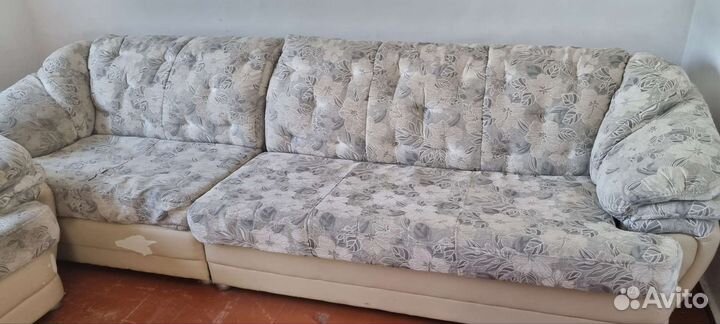 Диван и кресло бу