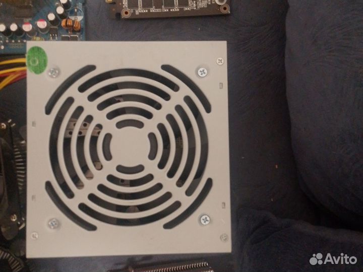 Материнская плата