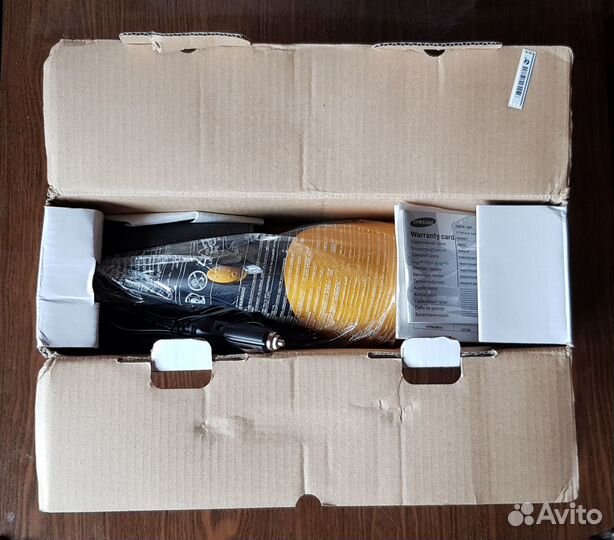 Продам Пылесос Автомобильный (samsung VCH136DY)