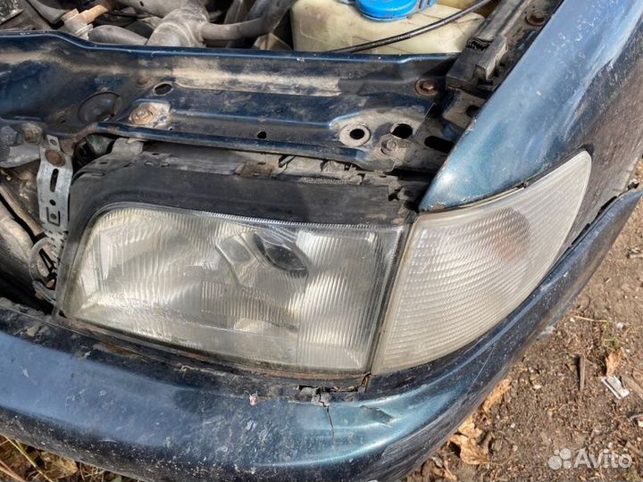 Фара левая Audi A6 aato50261 1995