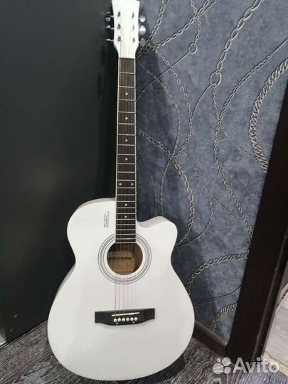 Акустическая гитара бу