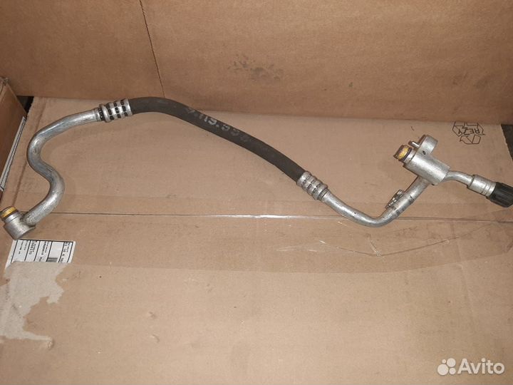 Трубка кондиционера на BMW F01 F02 бмв Ф01 Ф02