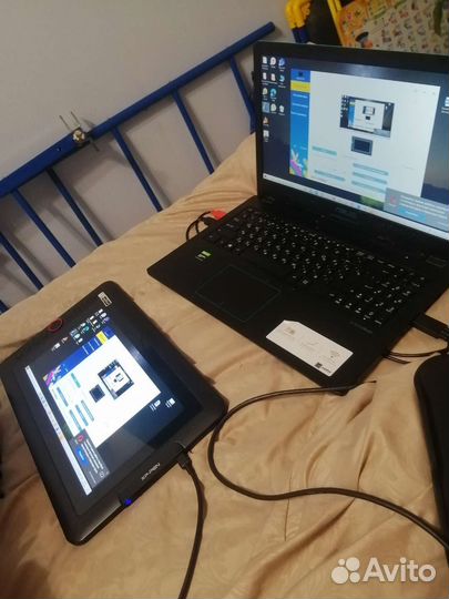 Графический планшет с экраном