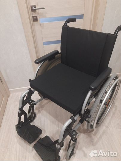 Инвалидная коляска