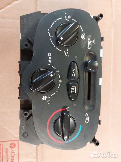 Блок управления отопительный климата Пежо 206