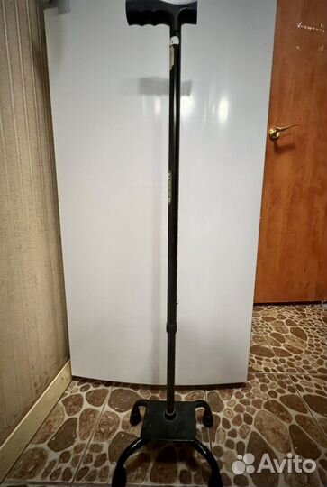 Трость четырехопорная