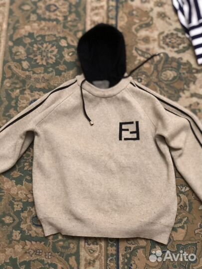 Фирменые кофты 3 штуки