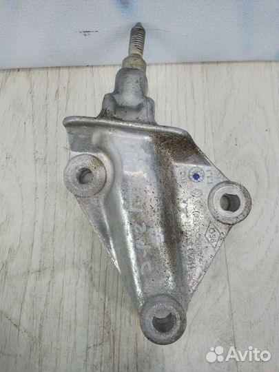 Кронштейн опора крепления кпп коробки передач Rena