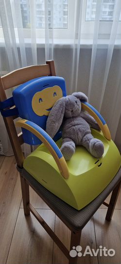 Детский стульчик для кормления (бустер)