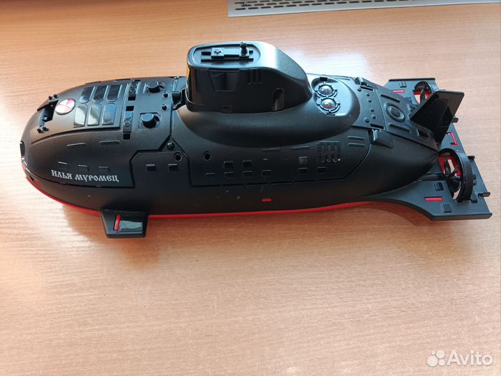 Подводная лодка игрушка