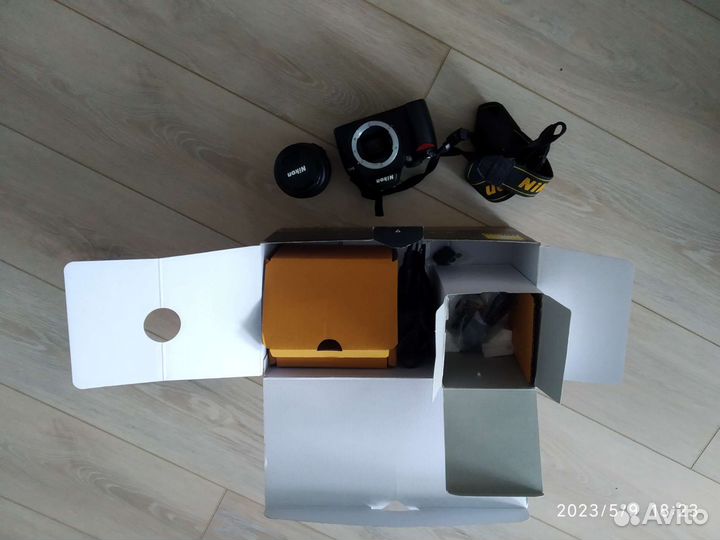 Зеркальный фотоаппарат nikon D40