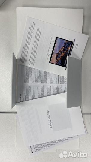 Коробка из-под MacBook Pro 13