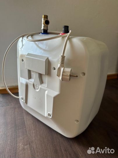 Водонагреватели Ariston andris R 10 л