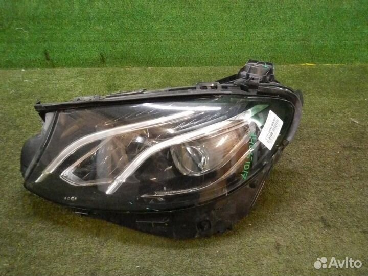 Фара левая Mercedes-Benz E-Class