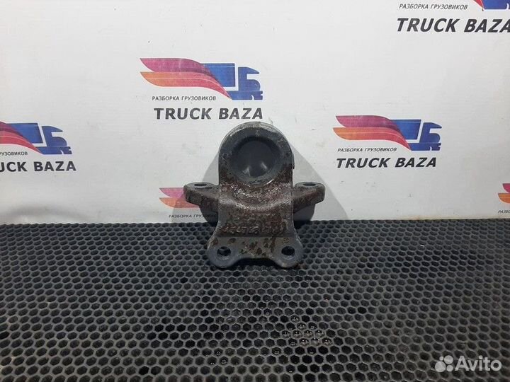 Кронштейн стойки стабилизатора левый