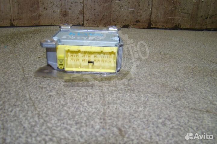 Блок управления AIR BAG Toyota RAV4 (XA30)