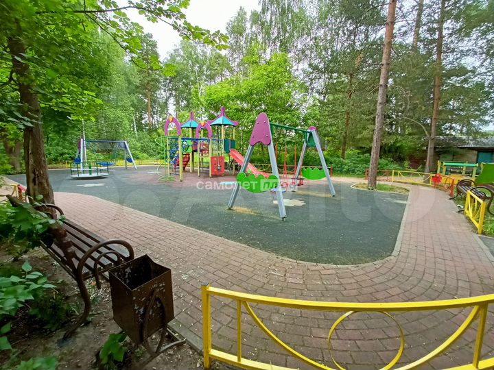 Доля в 4-к. квартире, 86,4 м², 3/3 эт.