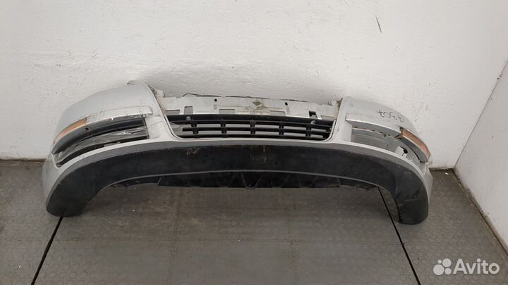 Бампер передний Volkswagen Passat 6