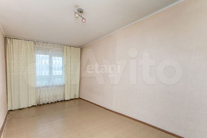 3-к. квартира, 72 м², 8/10 эт.