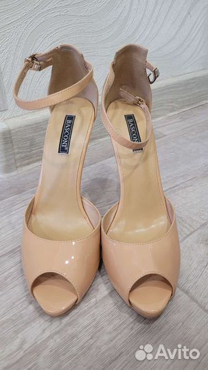 Босоножки из натуральной кожи 37 размер