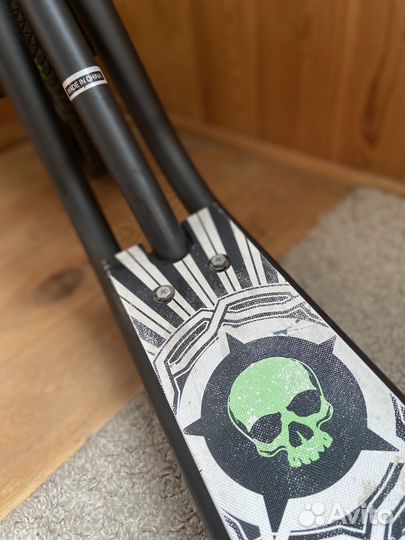 Трюковой самокат mongoose