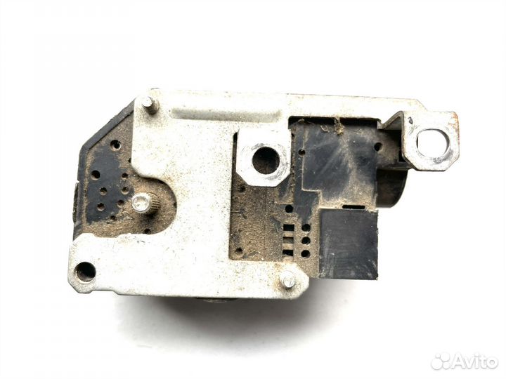 Моторчик заслонки печки Nissan Primera P10