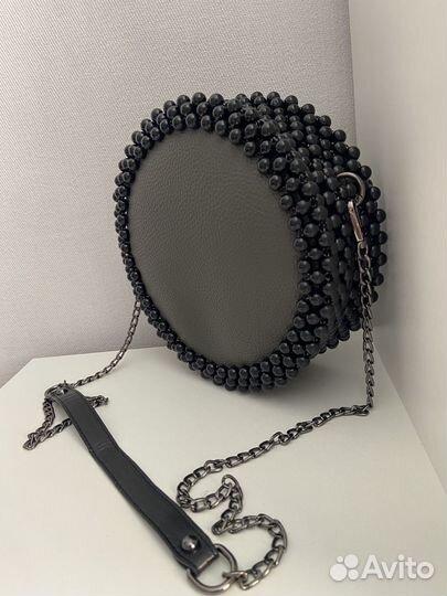 Круглая сумка из бусин