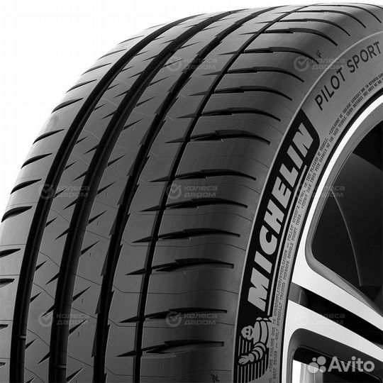 Michelin Pilot Sport 4 285/35 R20 104Y