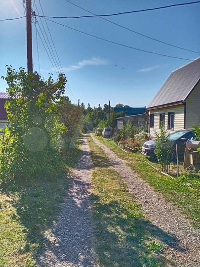 Дача 20 м² на участке 6 сот.