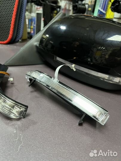 Штатные повторители в зеркала приора 2