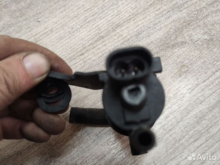 Клапан электромагнитный Hyundai Sonata NF 2.4 G4KC