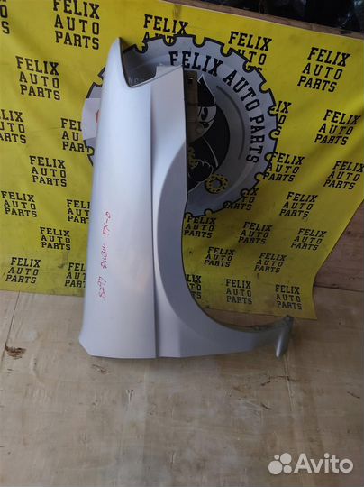 Крыло переднее правое Mazda Demio (dw3w) 1996-2002