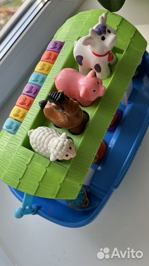 Развивающие игрушки для малыша fisher price