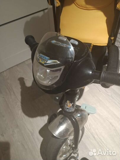 Велосипед с родительской ручкой Racer trike Jaguar