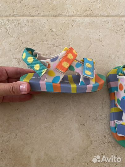 Сандалии для девочки