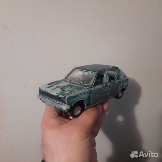 Пежо/Peugeot 104 1:25 СССРМодель под реставрацию