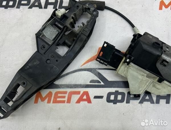 Замок двери задний левый Peugeot Partner фургон