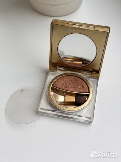 Тени для век мас