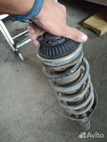 Стойка передняя левая opel astra h