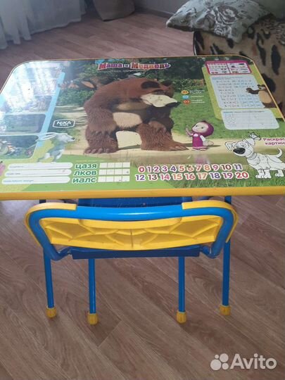 Детский столик со стульчиком