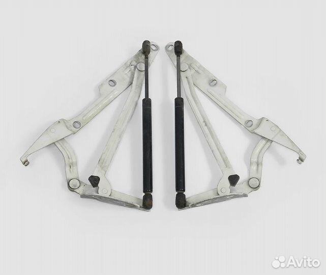 Петля багажника Audi 100 C4 седан