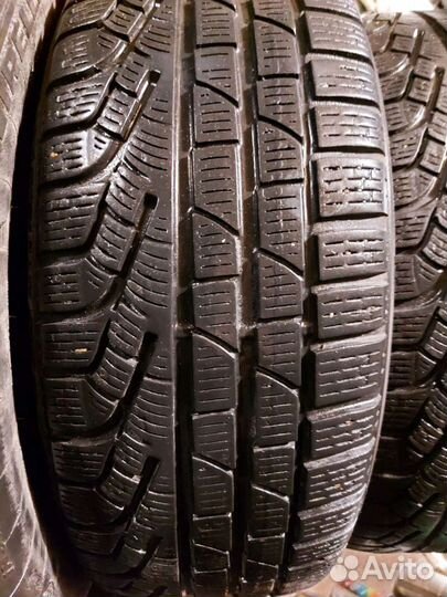 Pirelli Winter Sottozero 210 Serie II 225/60 R17 99H