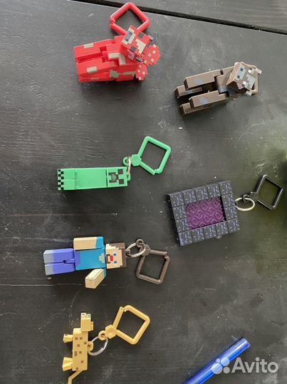 Майнкрафт, солдатики, книги, аниматроники