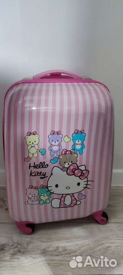 Чемодан на колесах детский бу