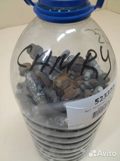 Болт Toyota Camry V50 2011-2017