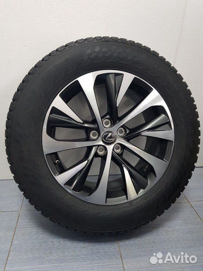 R18 Nokian Tyres Hakkapeliitta 9 235/65, PCD 5x114.3 DIA 60.1