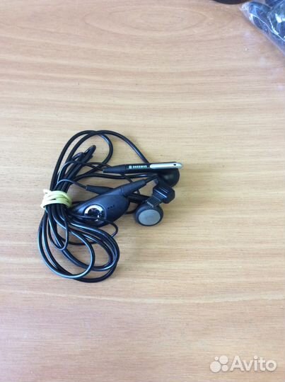 Наушники samsung