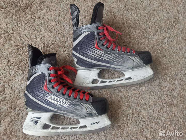 Хоккейные коньки bauer