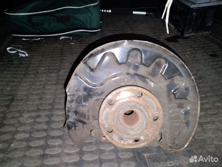 Ступица передняя правая Kia Ceed универсал бензин