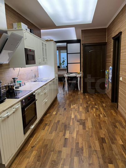 2-к. квартира, 60,3 м², 25/25 эт.